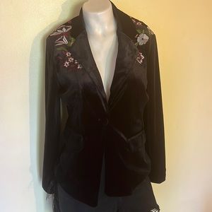 Colleen Lopez Black Floral Embroidered Blazer